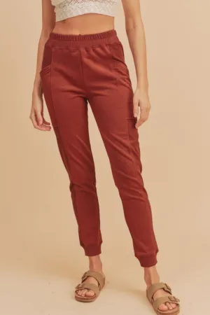 Aemi   Co Elastic Waist Joggers with Pockets