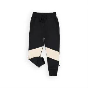Basic Sweatpants in Black & White - 2 Left Size 2-4 & 8-10 years
