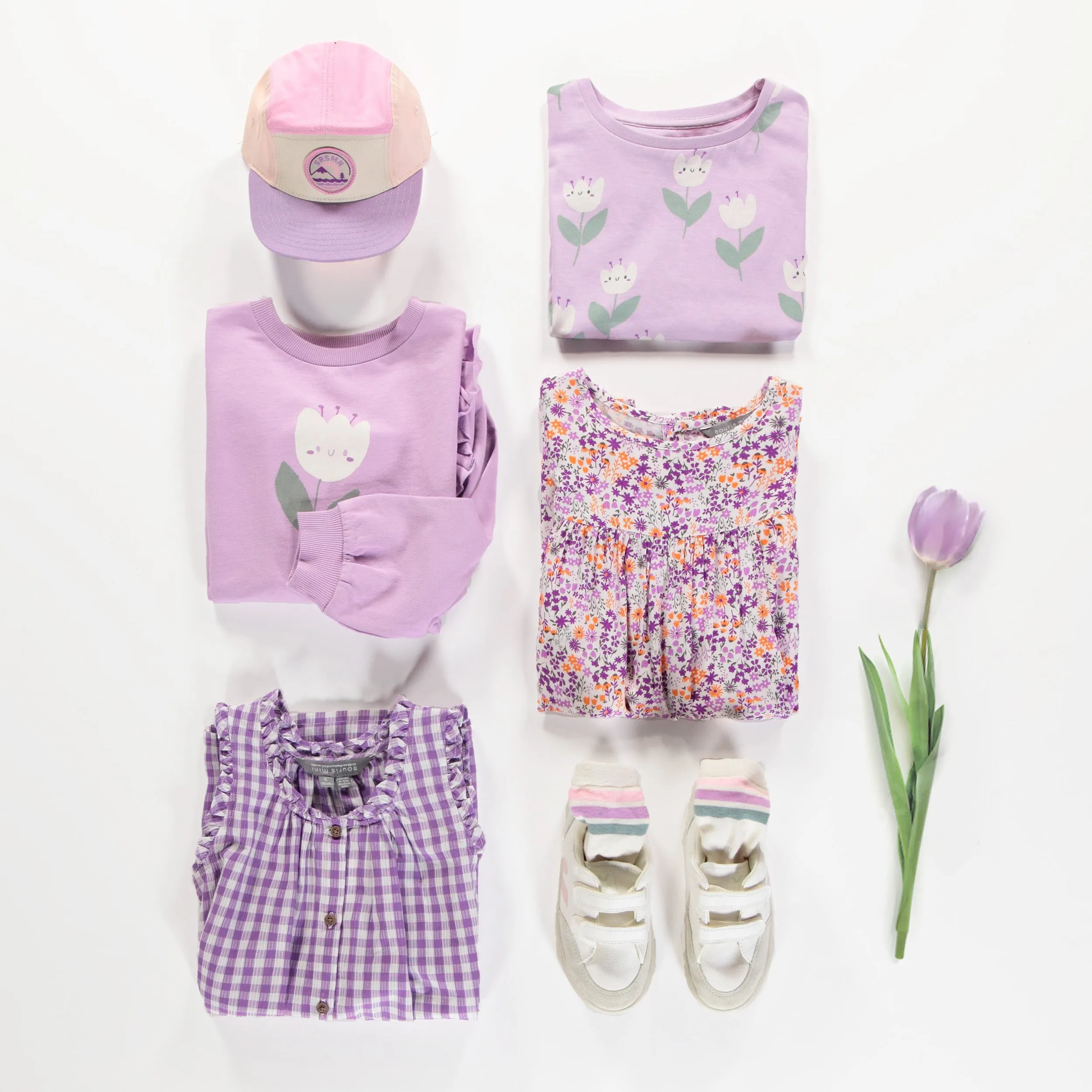 Chandail ample lilas avec motif de tulipe en coton français, enfant || Loose-fitting lilac sweater with tulip motif in french cotton, child