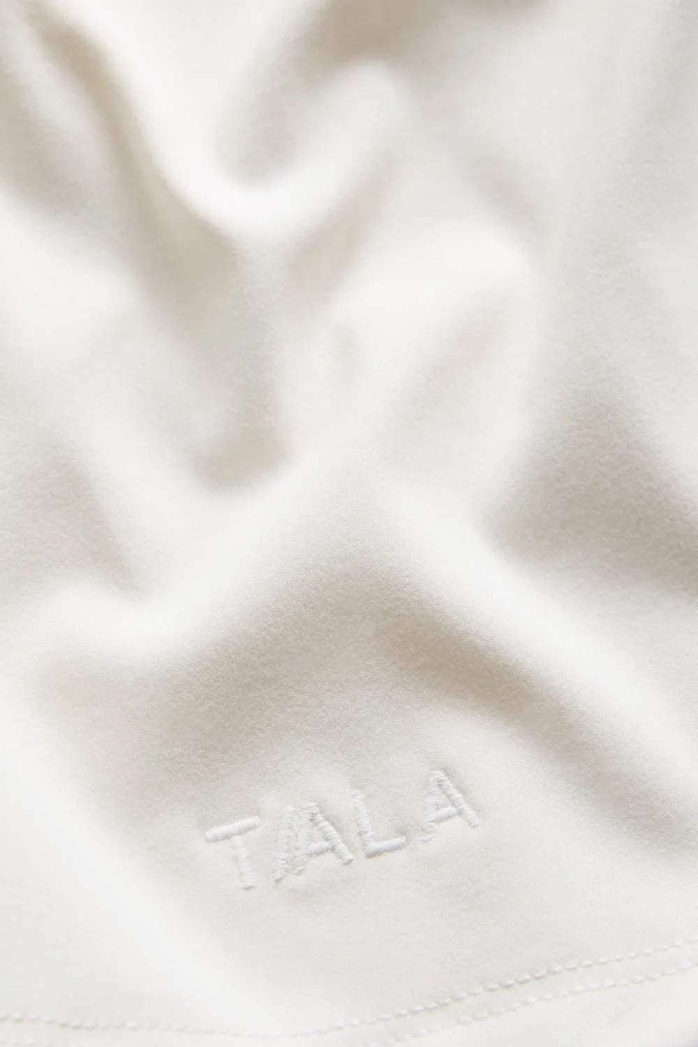 DAYFLEX BUILT-IN SUPPORT ESSENTIAL SQUARE NECK VEST - IVORY