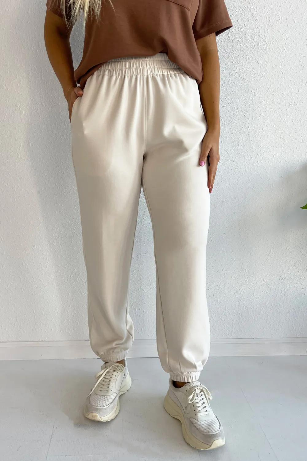 Elastic Waist Jogger