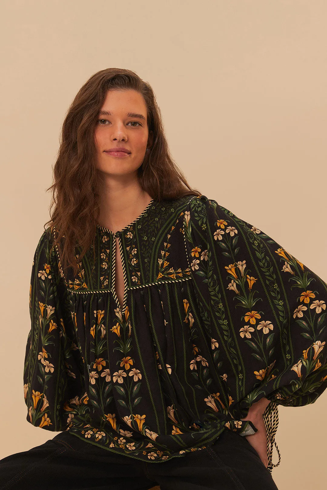 FARM RIO FLOWERS ARCH BLACK LONG SLEEVE SHIRT