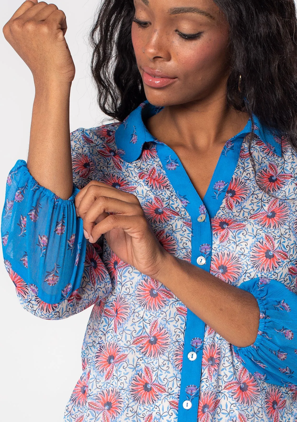 Floral 3/4 Sleeve Collared Button Front Blouse