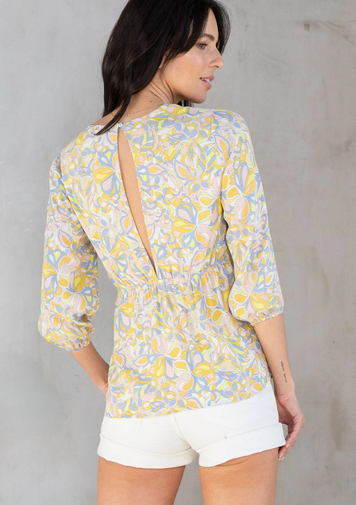 Floral 3/4 Sleeve Tie Front Top