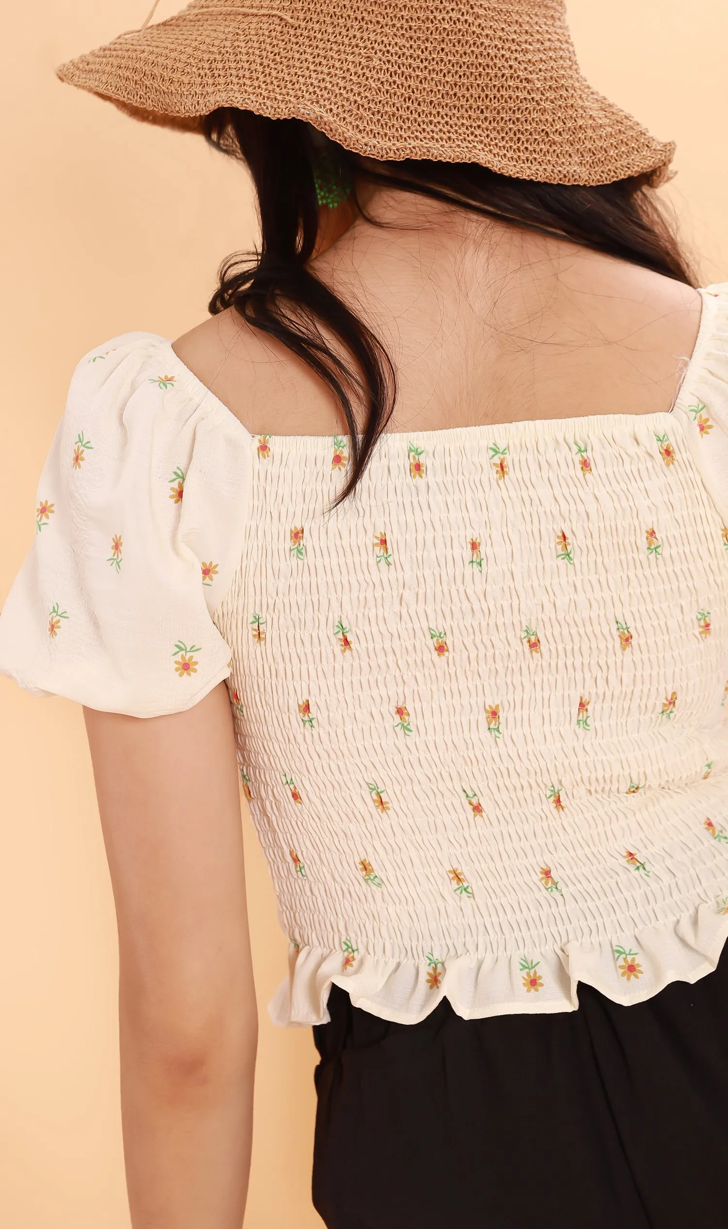 PENELOPE Sweetheart-Neck Puff-Sleeve Top (Custard)