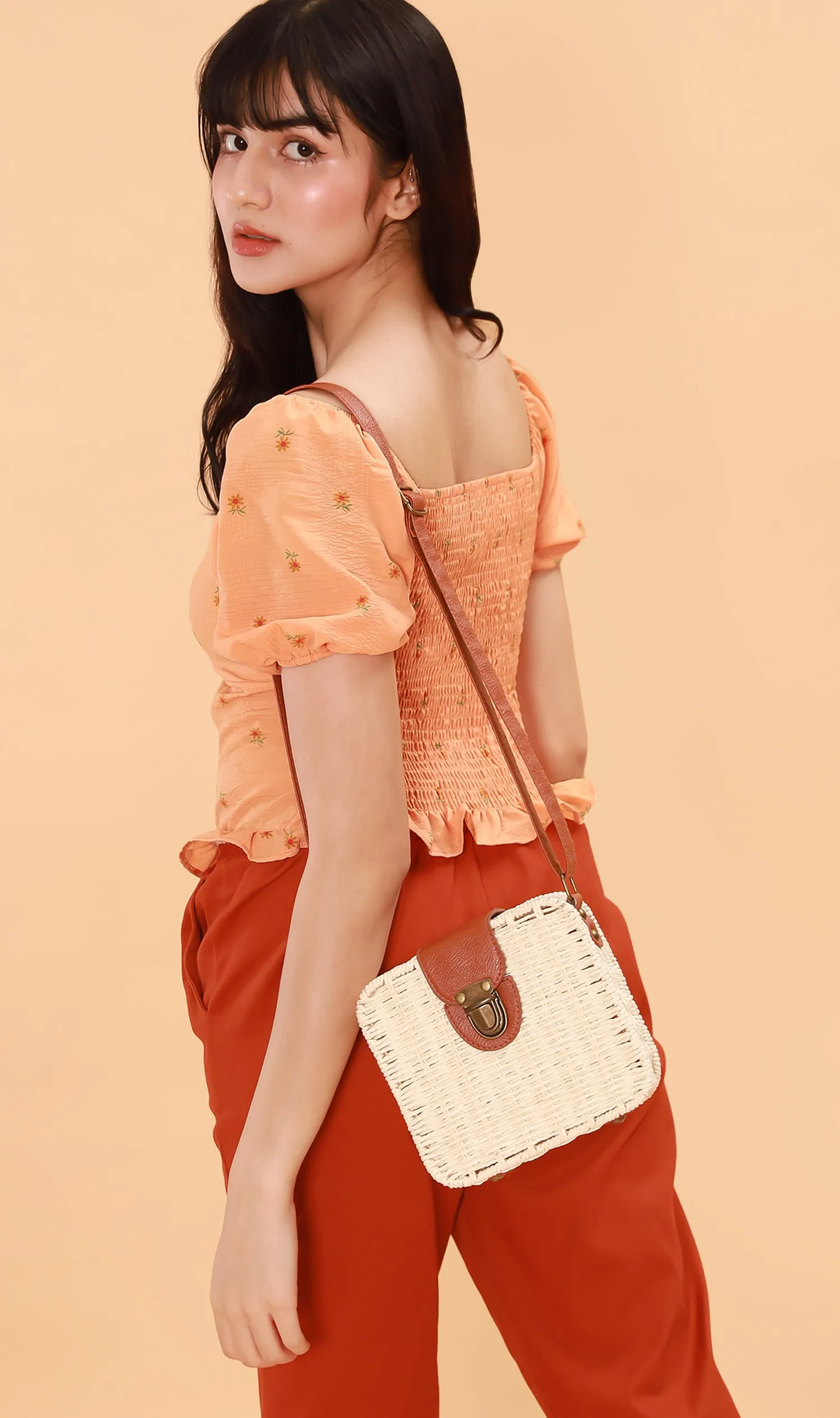 PENELOPE Sweetheart-Neck Puff-Sleeve Top (Melon)