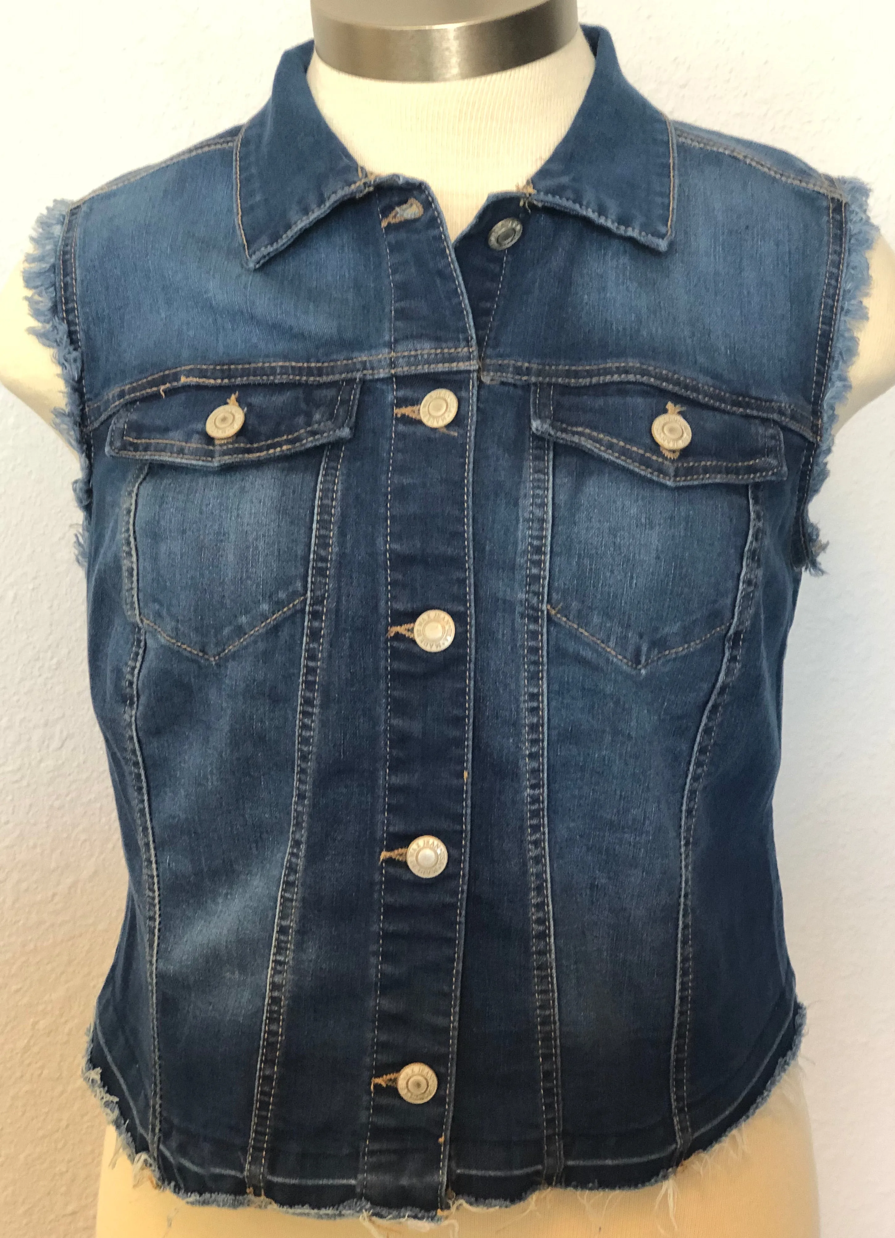 PLUS DENIM WAIST LENGTH VEST