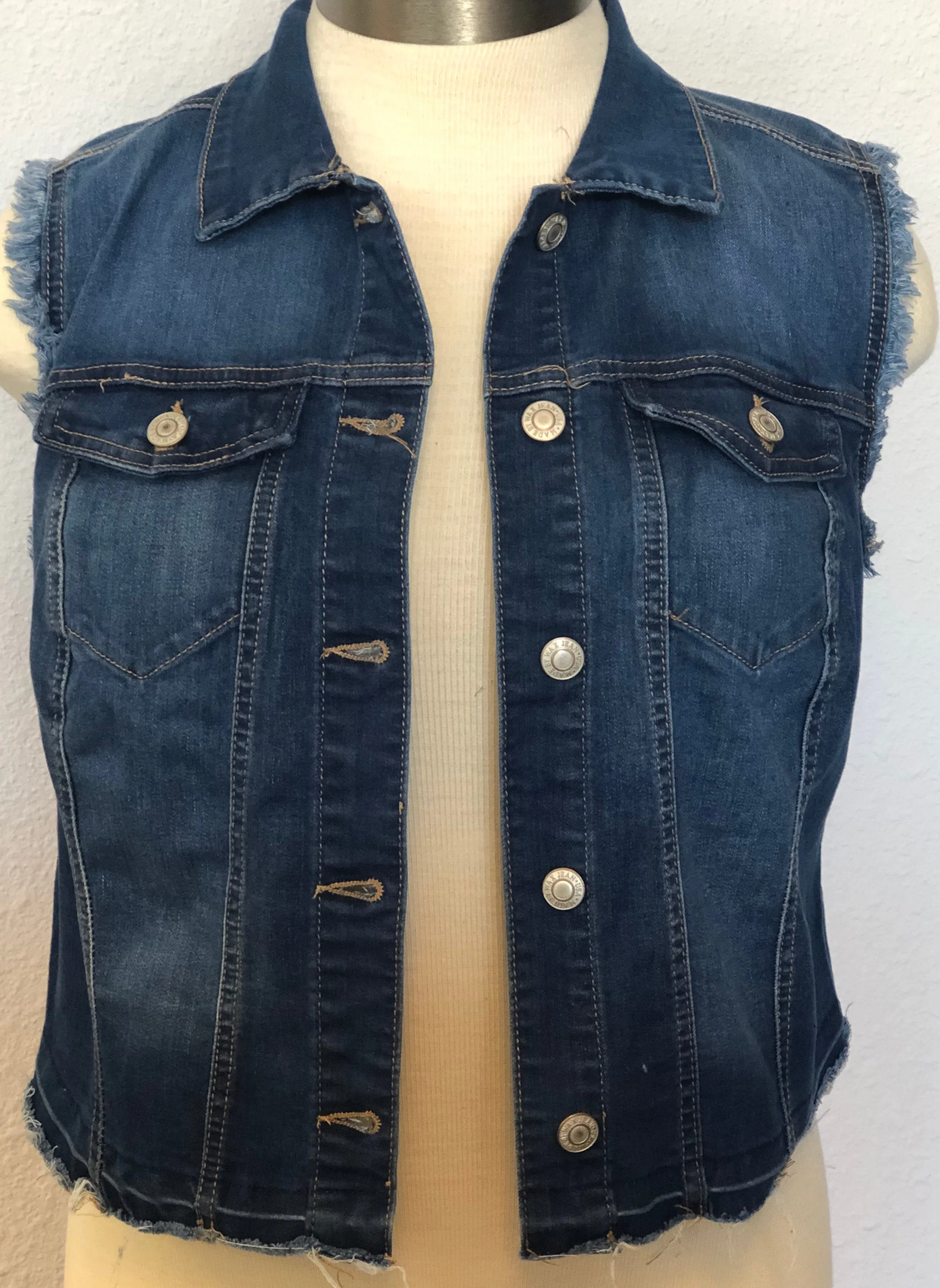 PLUS DENIM WAIST LENGTH VEST
