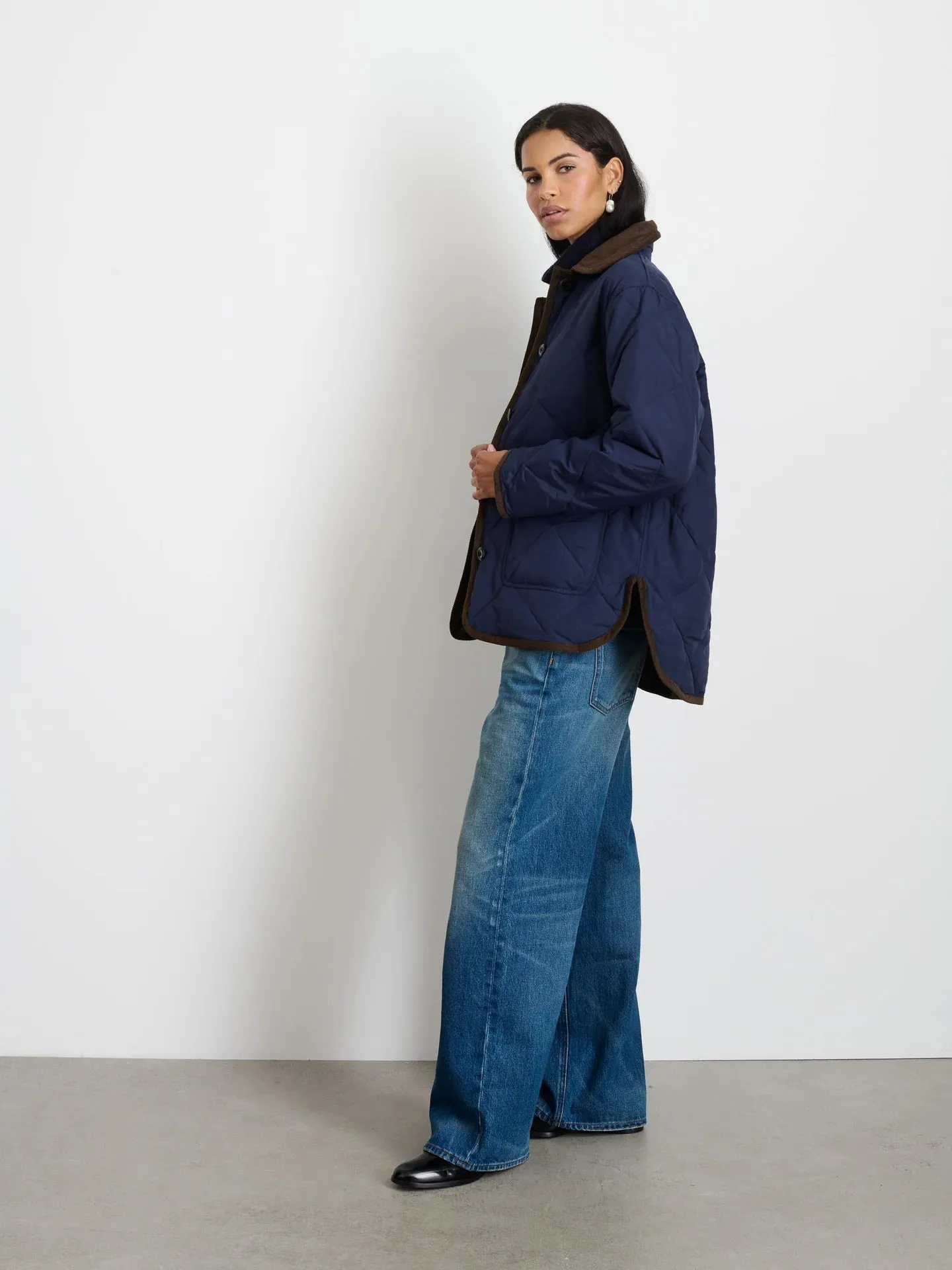 Quinn Quilted Jacket in Nylon - Navy