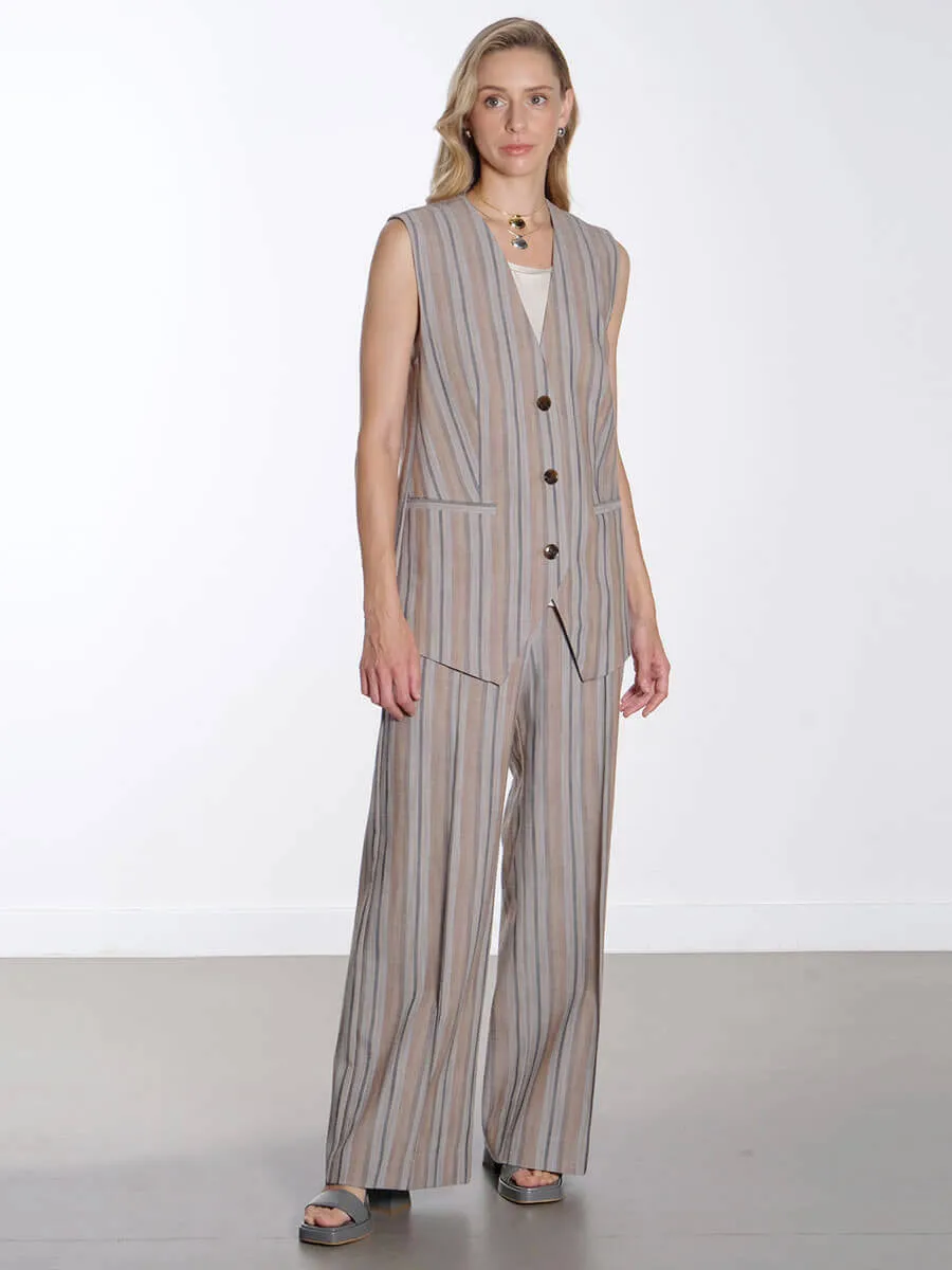 Saleni Vest