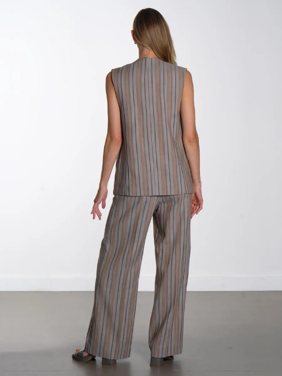 Saleni Vest