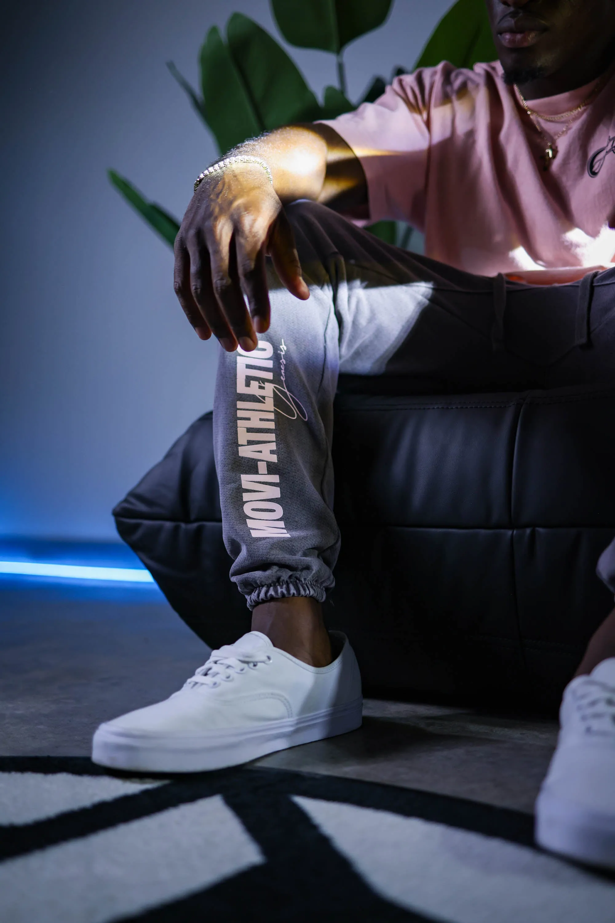 SIGNATURE JOGGERS - VINTAGE GREY