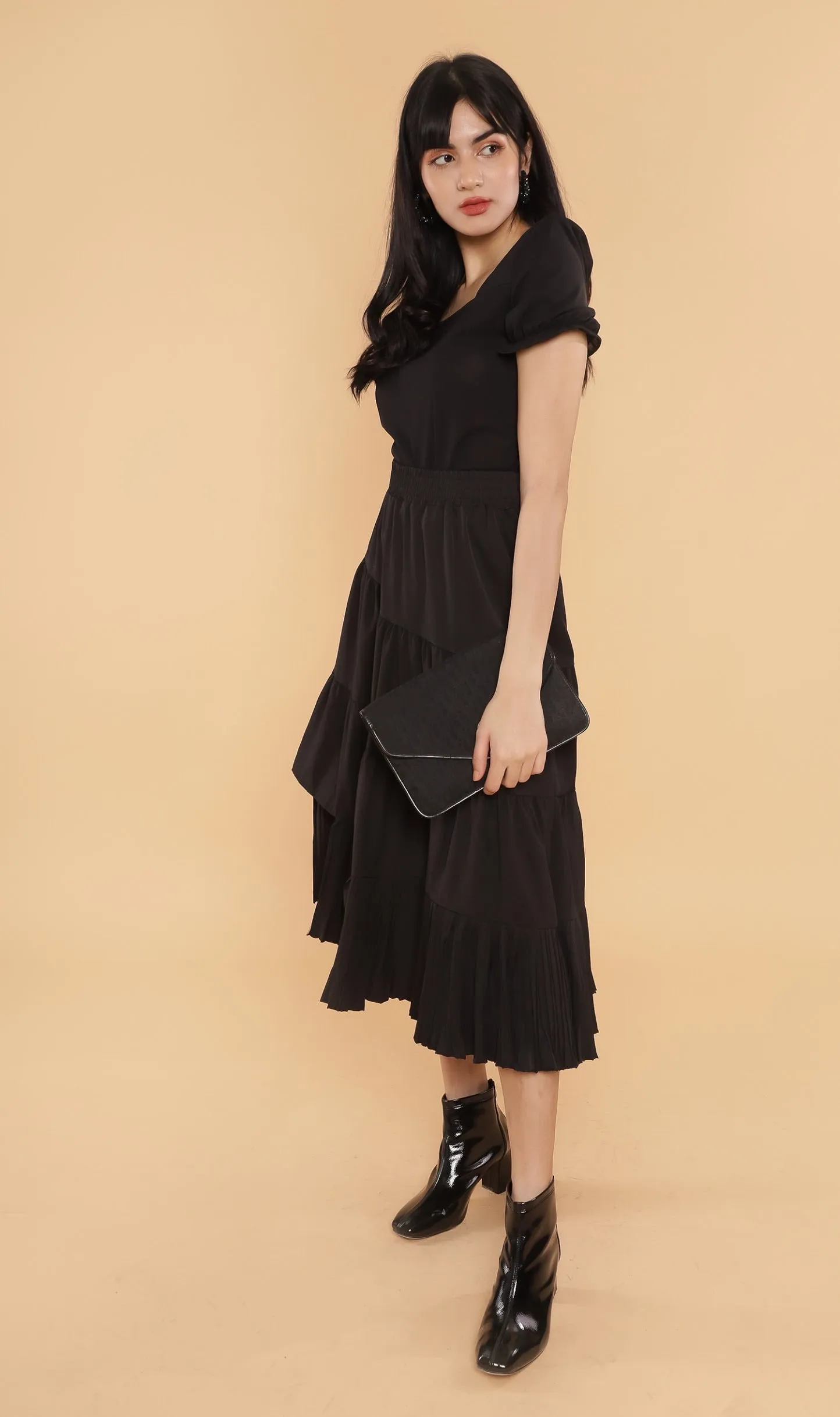 TANSY Square-Neck Top (Black)