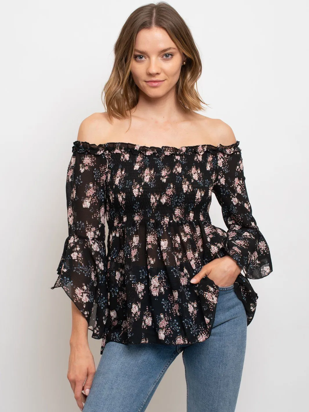 WOMEN'S DITSY ROSE SMOCKED OFF SHOULDER TOP