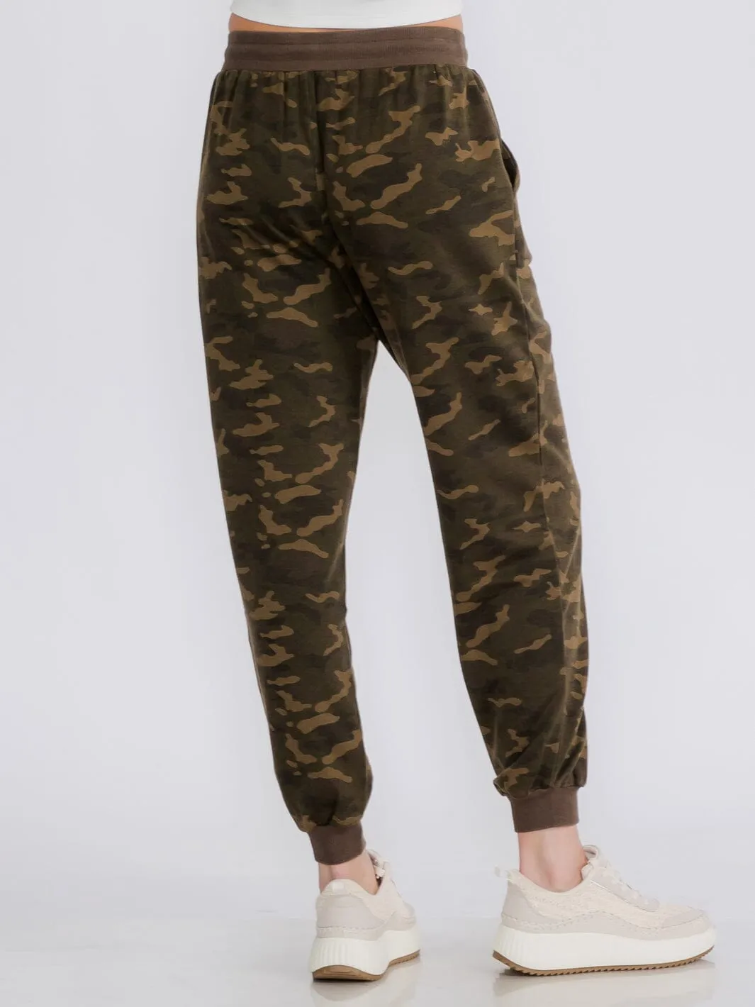 WOMEN'S ELASTIC WAIST POCKETS CAMO PRINT JOGGER PANTS
