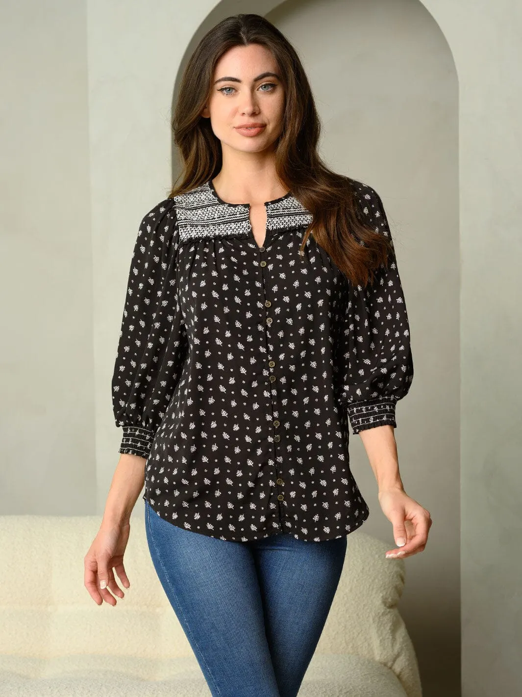 WOMEN'S LEAF PRINT 3/4 SLEEVE WITH NOVELTY SMOCKED YOKE TOP