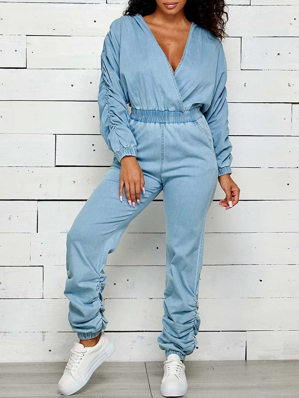 WOMEN'S LONG SLEEVE SURPLICE DENIM JOGGER RUCHED JUMPSUIT