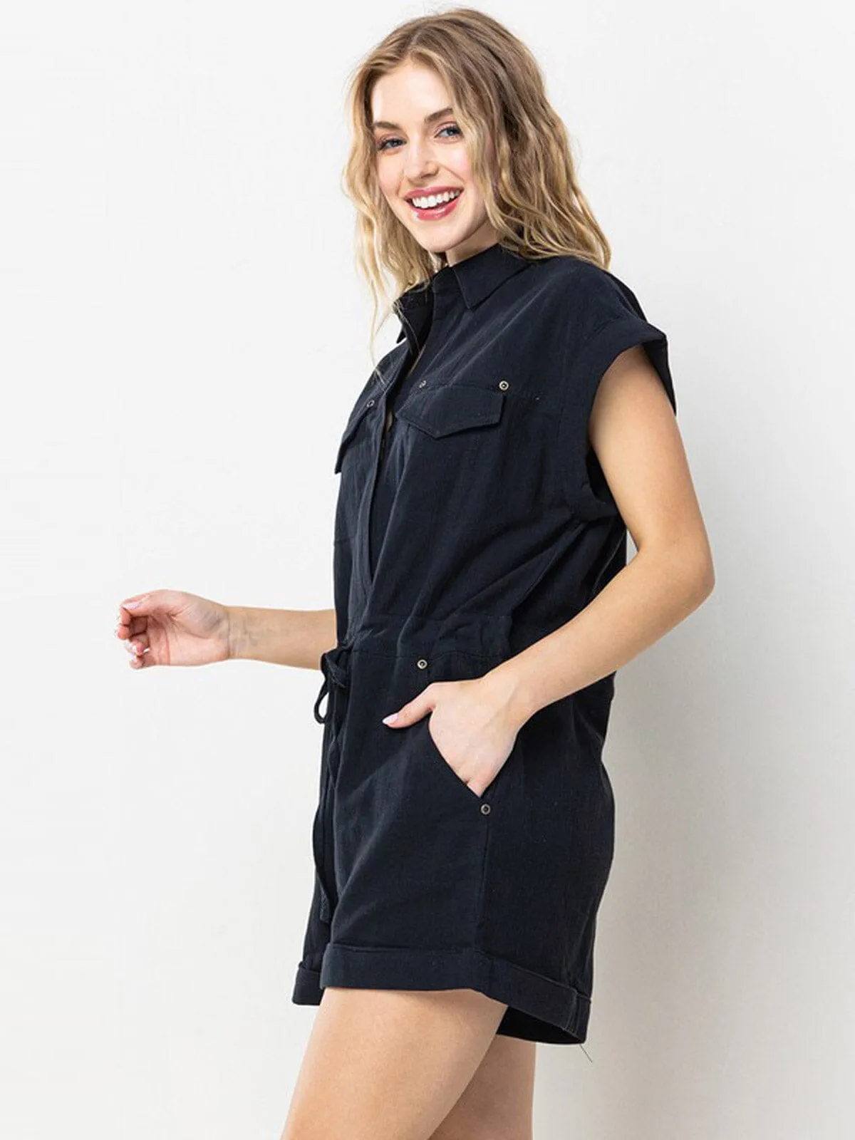 WOMEN'S SHORT SLEEVE POCKETS ZIP UP DENIM ROMPER